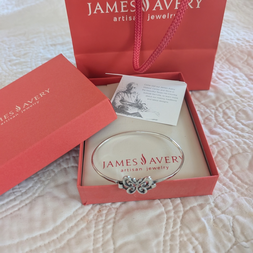 James Avery Silver Bracelet with Artisanal Craftsmanship